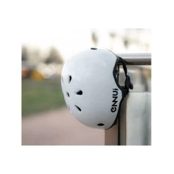 ENNUI Casco Elite White -Skateboard Shop img 36220 a014f0f3ef7f083733edd2a76da865d5 1